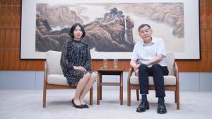 高遠(yuǎn)路業(yè)：引領(lǐng)公路養(yǎng)護(hù)新常態(tài)的科技先鋒 —專訪公路養(yǎng)護(hù)裝備國(guó)家工程研究中心主任/高遠(yuǎn)路業(yè)集團(tuán)董事長(zhǎng)劉廷國(guó)